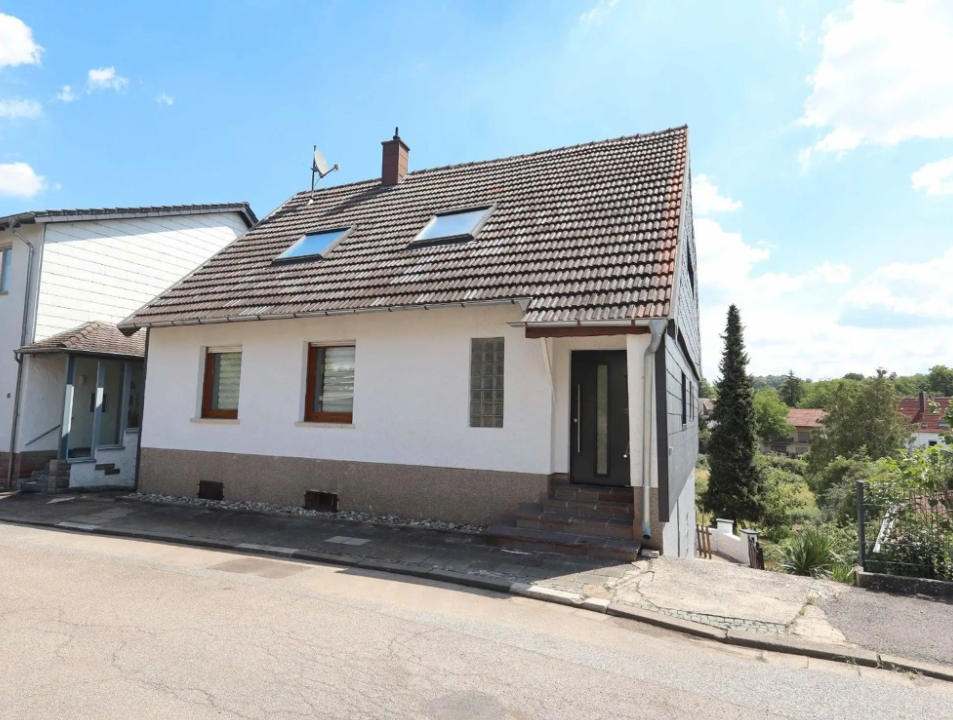 gemütliches Einfamilienhaus – Ansicht 1