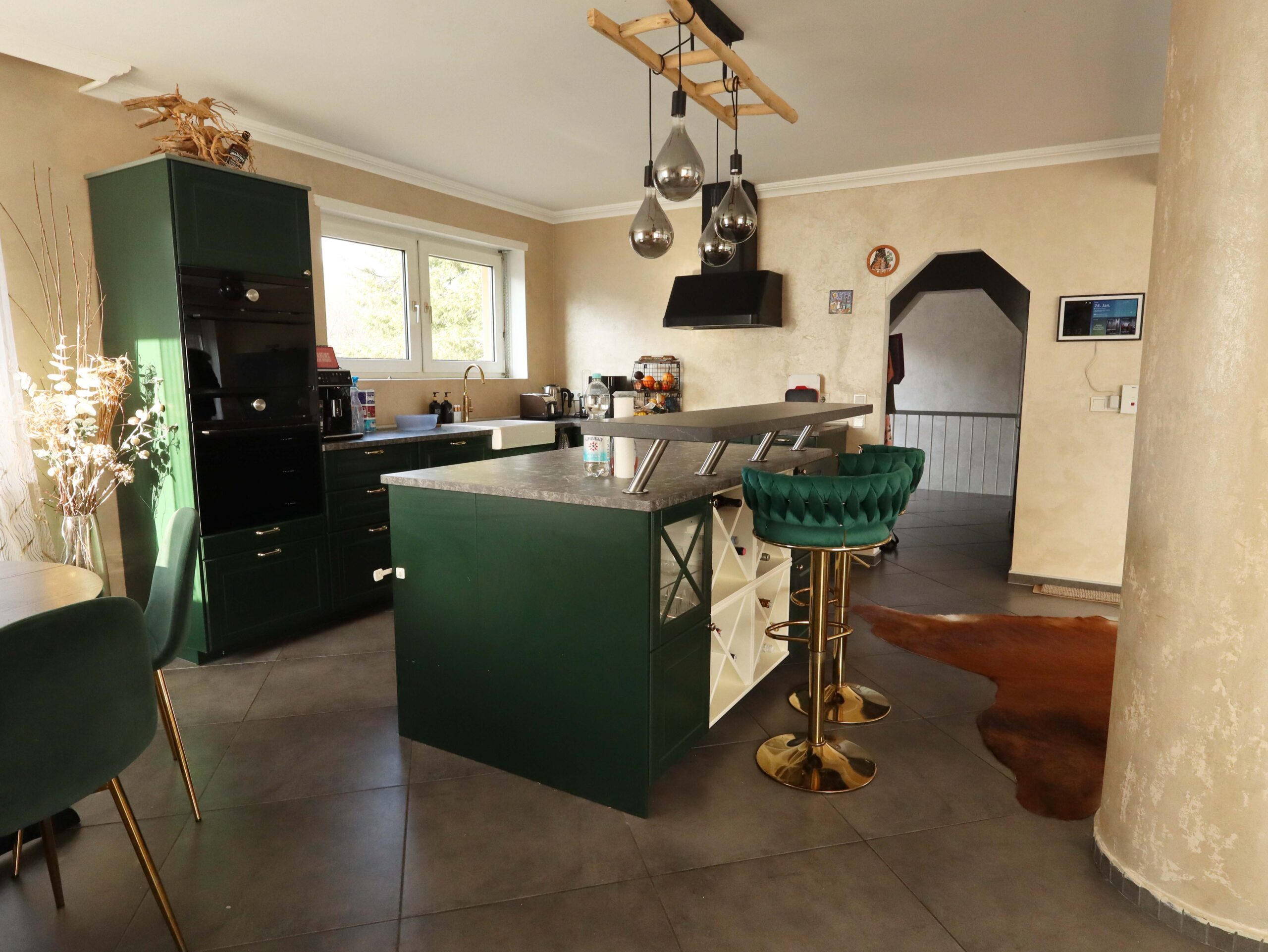 Einfamilienhaus mit großem Garten – Ansicht 2
